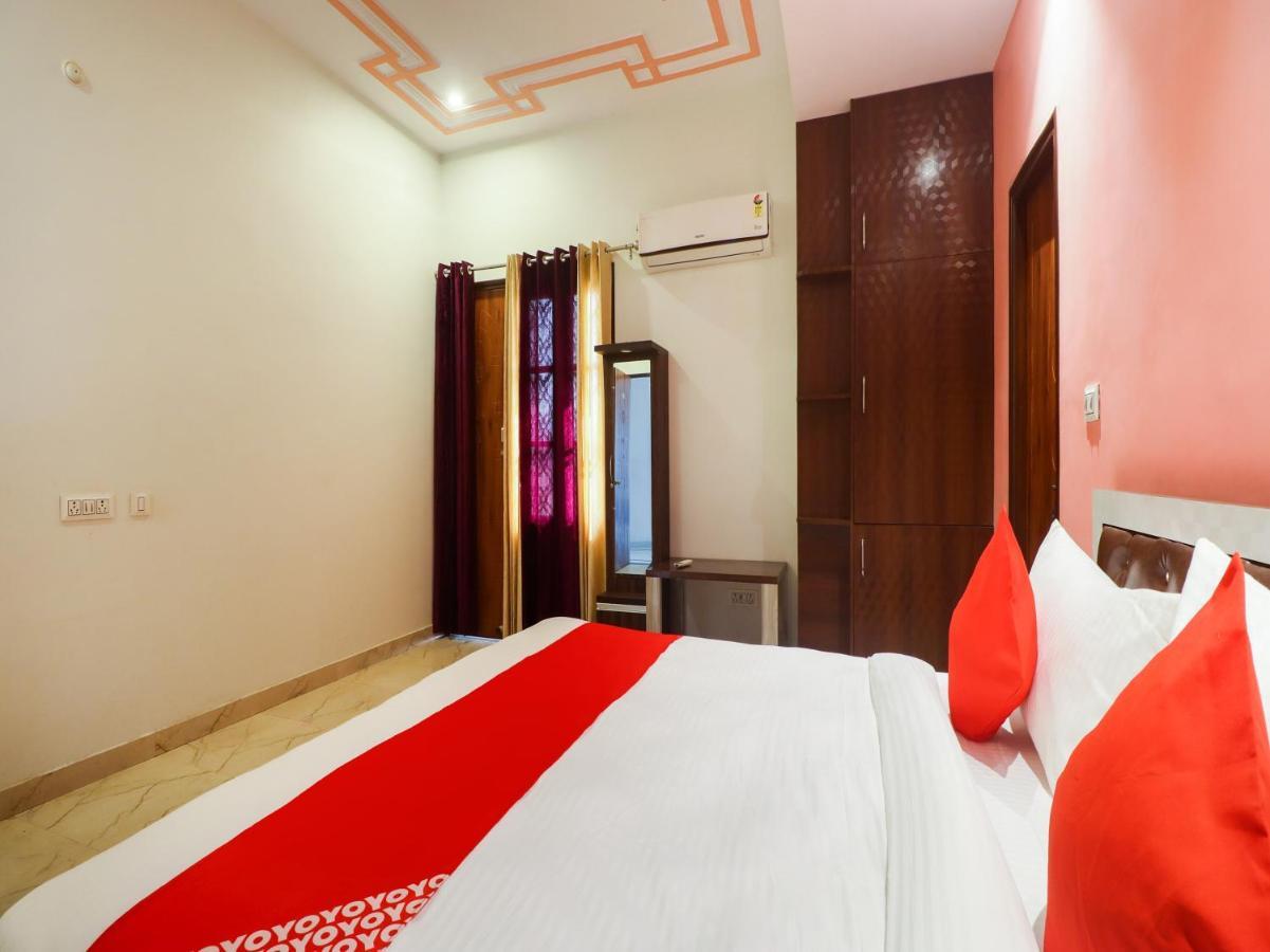 Oyo Lck1233 Rivaaj Palace Lucknow Dış mekan fotoğraf