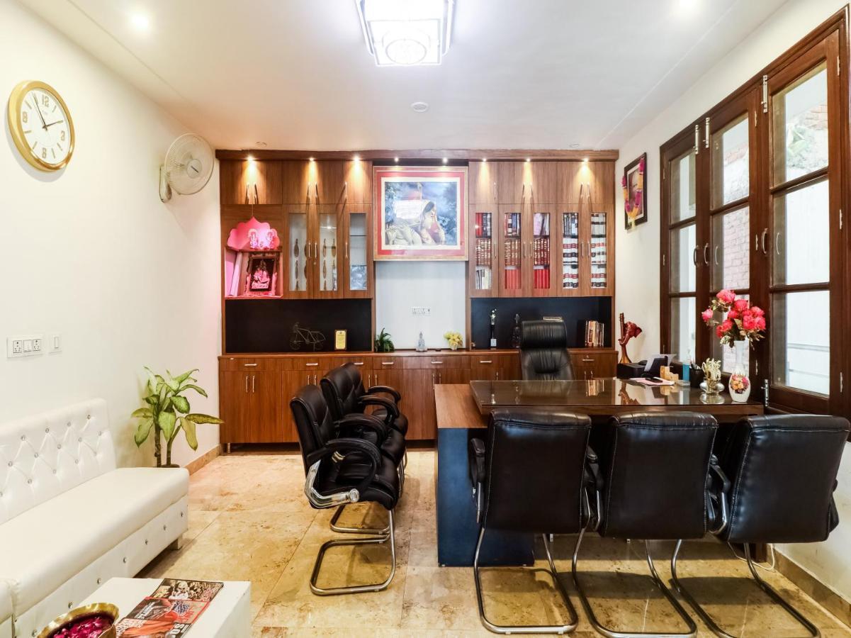Oyo Lck1233 Rivaaj Palace Lucknow Dış mekan fotoğraf