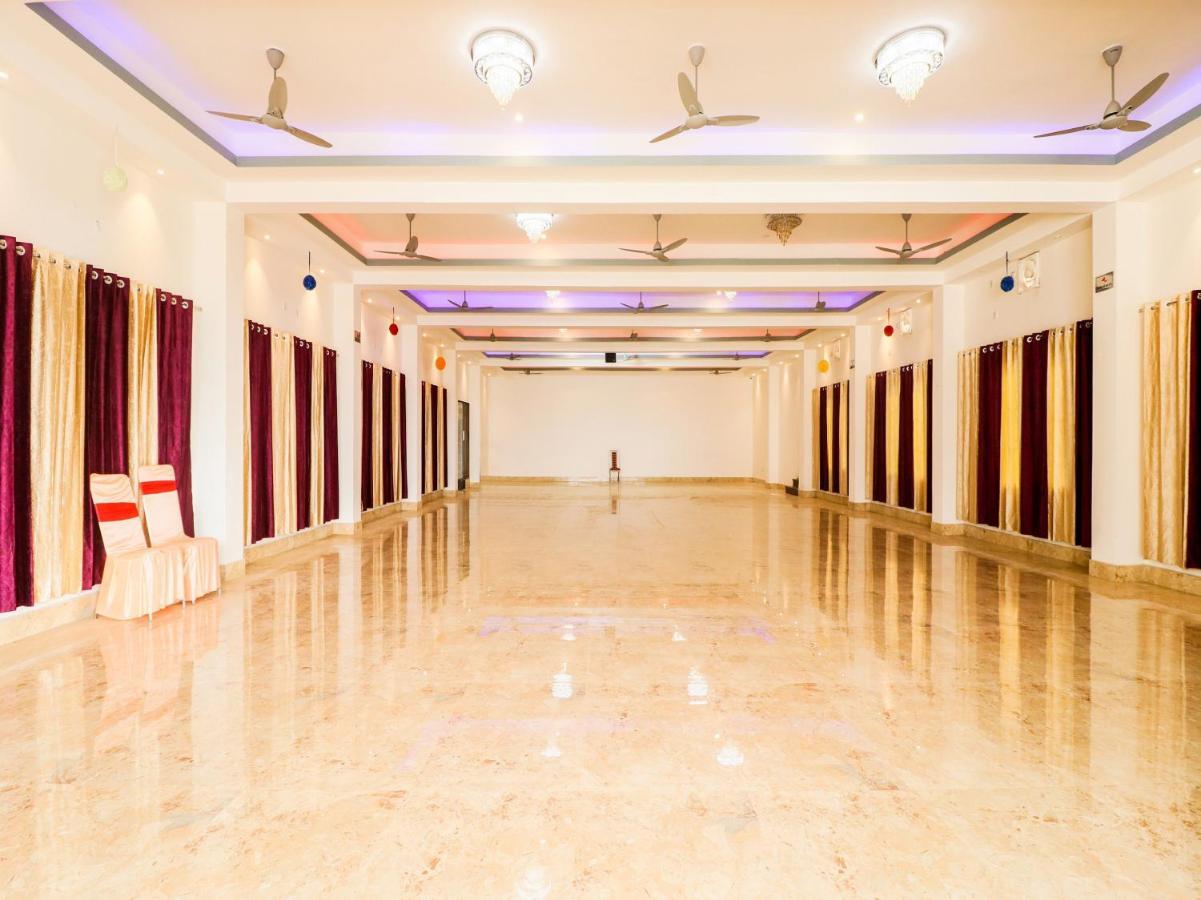 Oyo Lck1233 Rivaaj Palace Lucknow Dış mekan fotoğraf