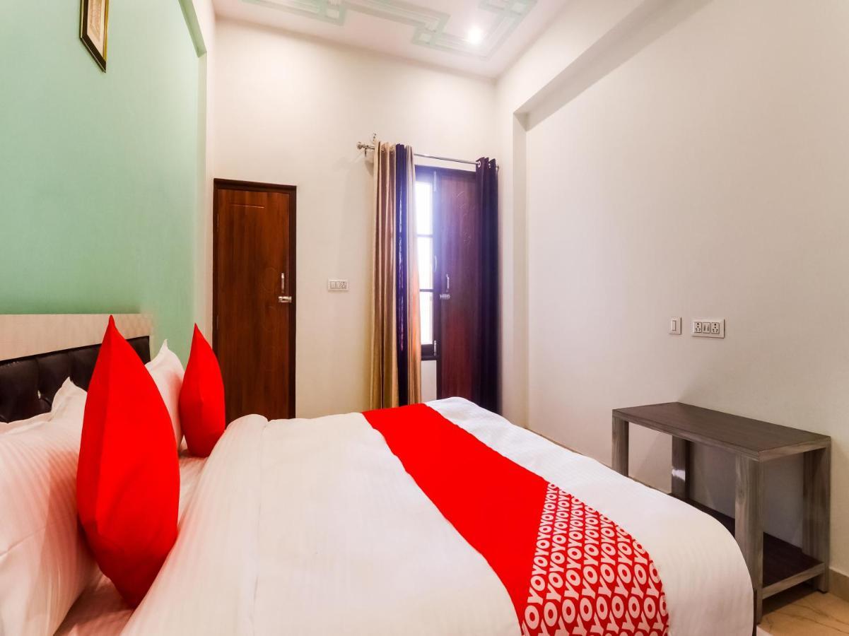 Oyo Lck1233 Rivaaj Palace Lucknow Dış mekan fotoğraf