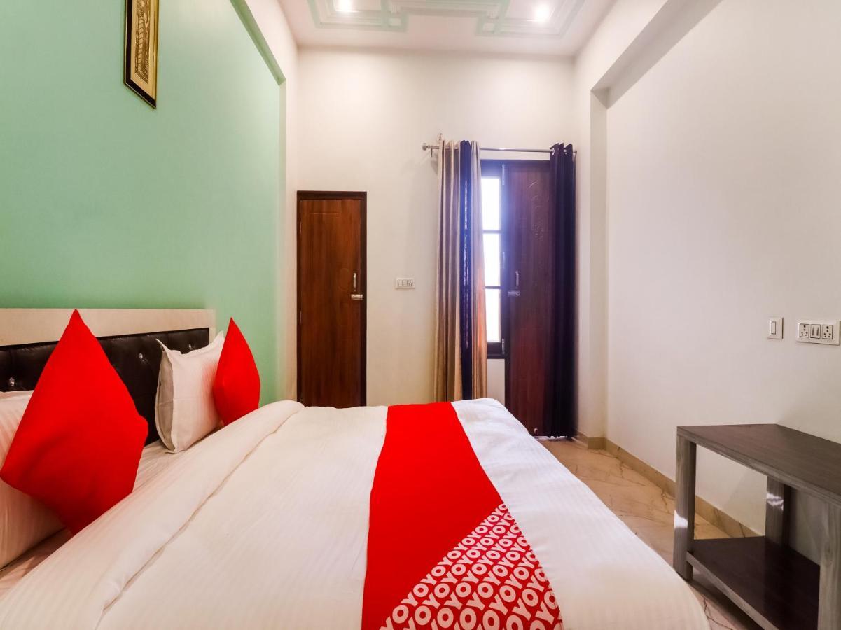 Oyo Lck1233 Rivaaj Palace Lucknow Dış mekan fotoğraf