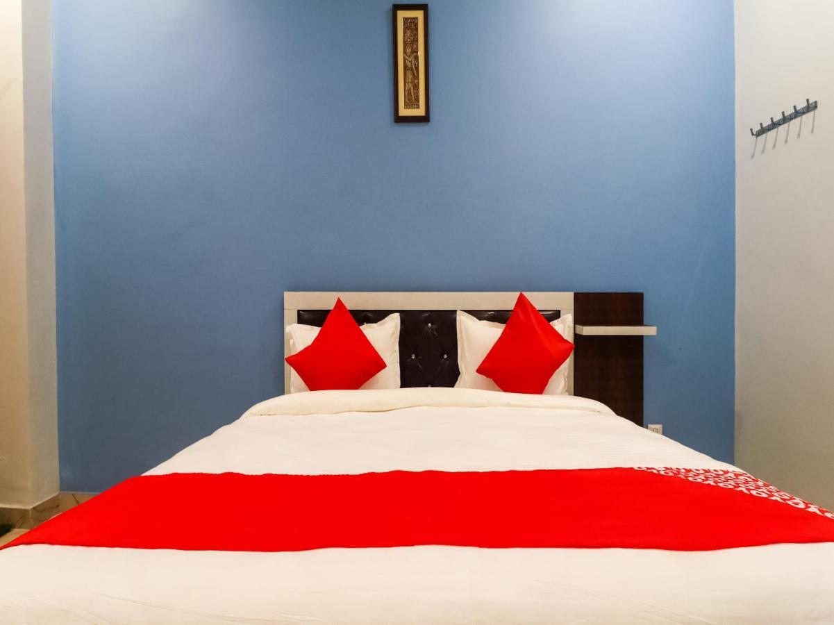 Oyo Lck1233 Rivaaj Palace Lucknow Dış mekan fotoğraf