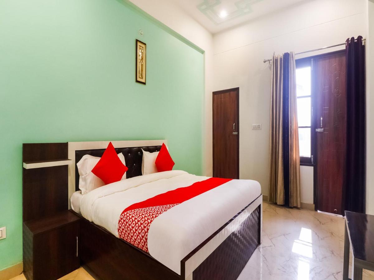 Oyo Lck1233 Rivaaj Palace Lucknow Dış mekan fotoğraf